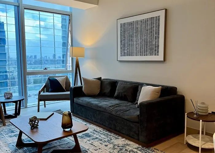 Executive Wtc View Suite W Pool