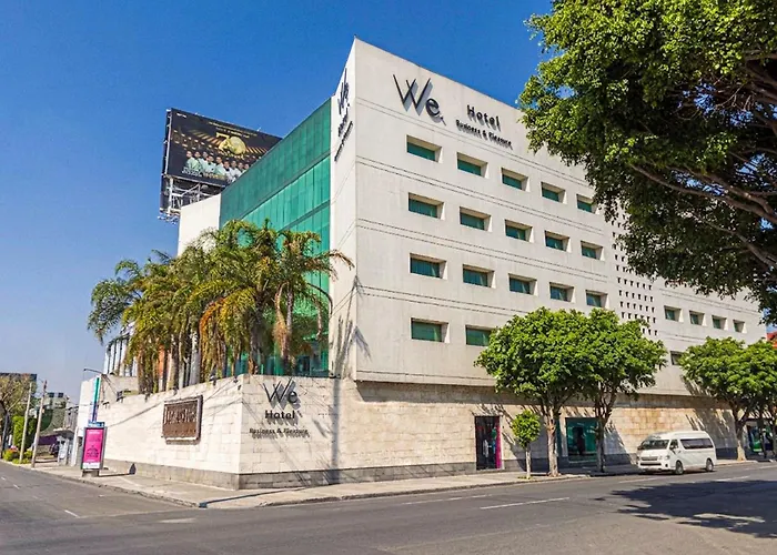 We Hotel Aeropuerto