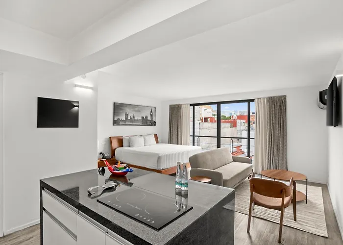Armonik Suites By Casanevo
