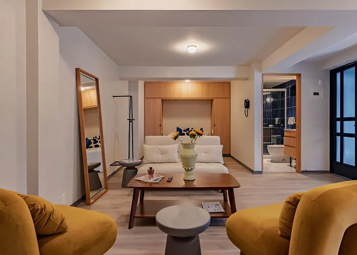 Modern Chic Loft In Historic Center Casaxula