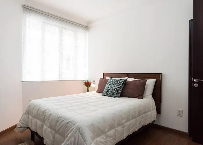 Condesa Residence Campeche 9 Comfortable 2 Bedroom, 1 Bath Retreat Featuring Generous Spaces