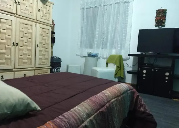 Roomie House